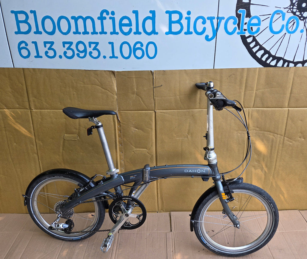 Dahon Mu SL folding bike, used, no tax, no warranty, consignment