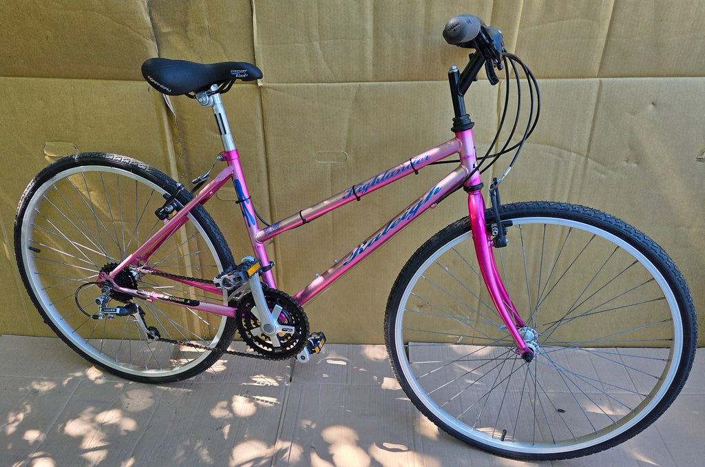 Raleigh Highlander Ladies style hybrid USED