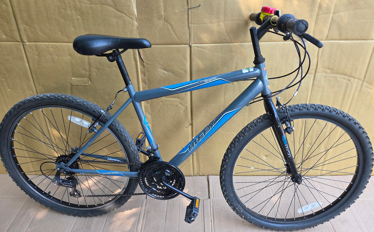 Huffy Granite Small mtb USED consignment, NO TAX, no warranty