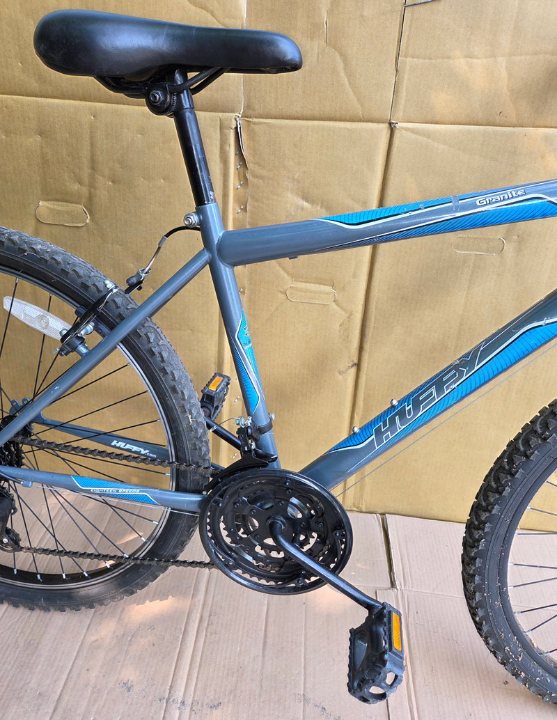 Huffy Granite Small mtb USED consignment, NO TAX, no warranty