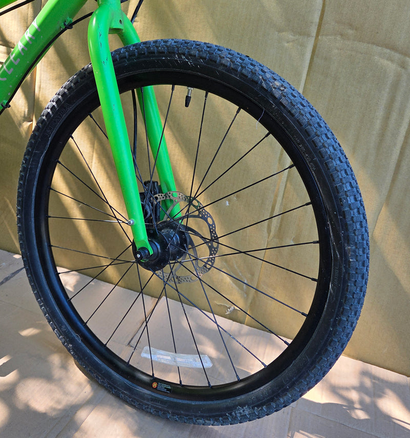 CLEARY Meerkat 5spd 2020 24" kids lime USED one year warranty