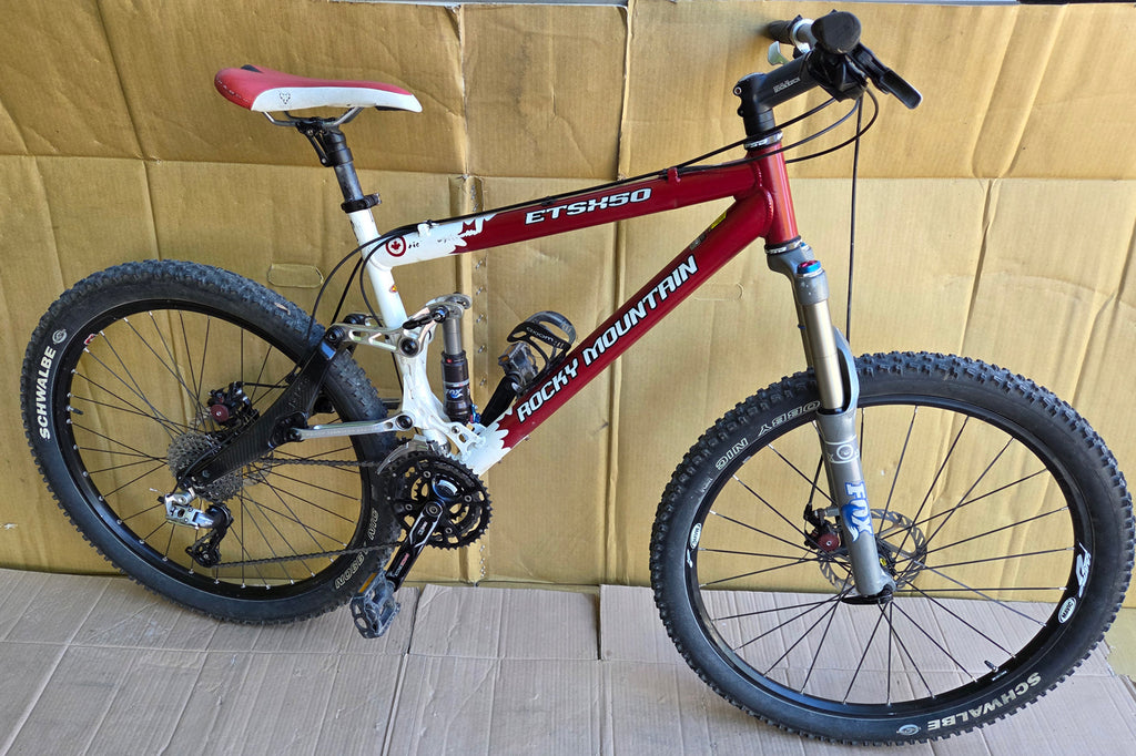 2007 Rocky Mountain Vintage ETSX 50 All Mountain 26” MTB (medium) USED