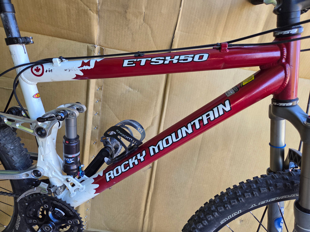 2007 Rocky Mountain Vintage ETSX 50 All Mountain 26” MTB (medium) USED