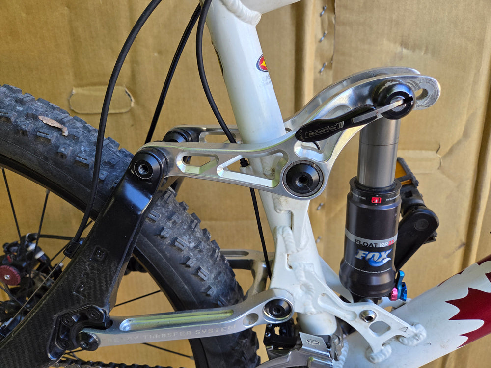 2007 Rocky Mountain Vintage ETSX 50 All Mountain 26” MTB (medium) USED