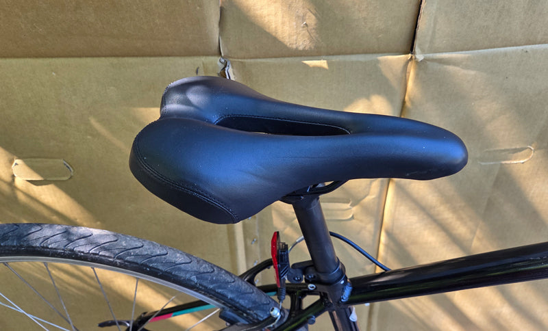 2017 Specialized Sirrus Women's Small black USED consignment, no tax, no warranty