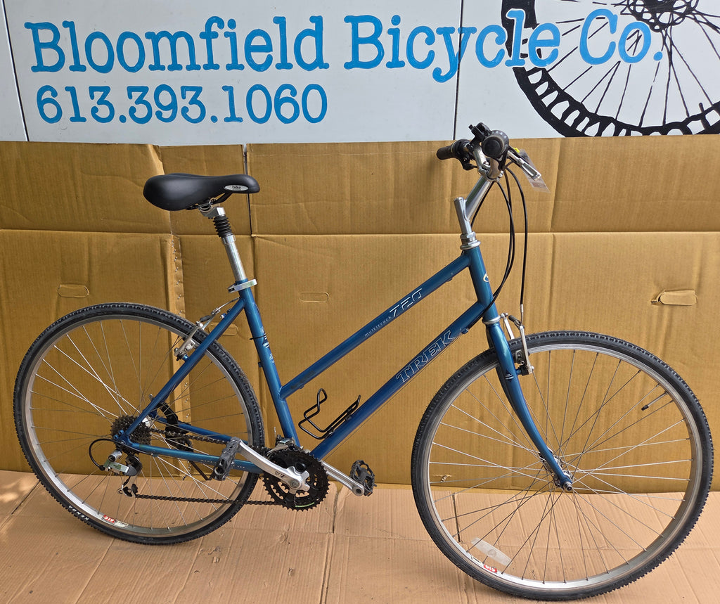 Trek Mutitrack 720 Step-Thru hybrid (L) used consignment