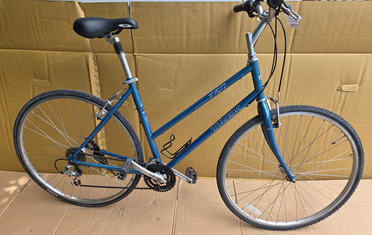 Trek Mutitrack 720 Step-Thru hybrid (L) used consignment